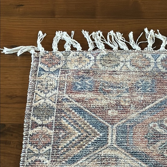 Vintage Style Woven Rug! - Picture 9 of 16